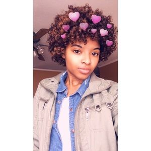 Meet your Posher, Alexandra